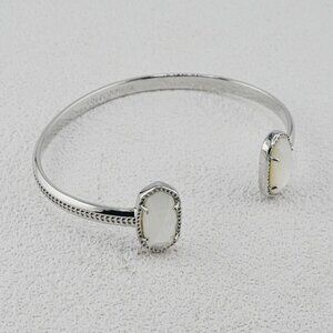 Kendra Scott Oval White Mother-of-Pearl Bangle